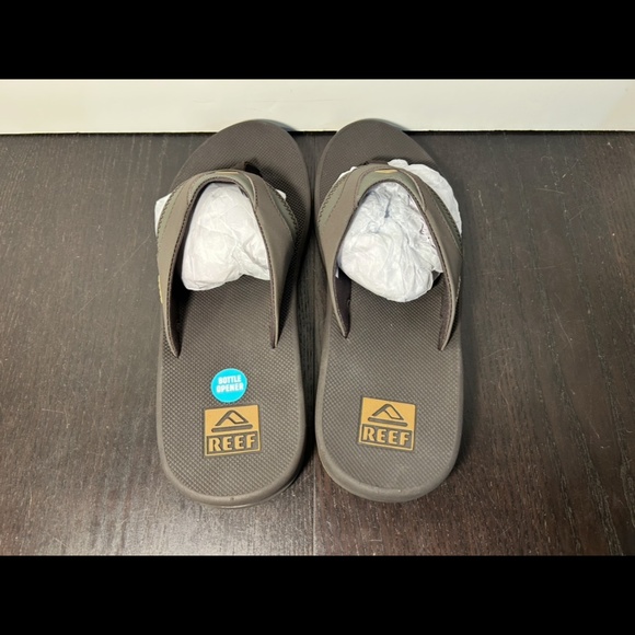 Reef Fanning Flip Flops with Bottle Opener Brown/Green/Gum Mens 10 - Picture 8 of 16